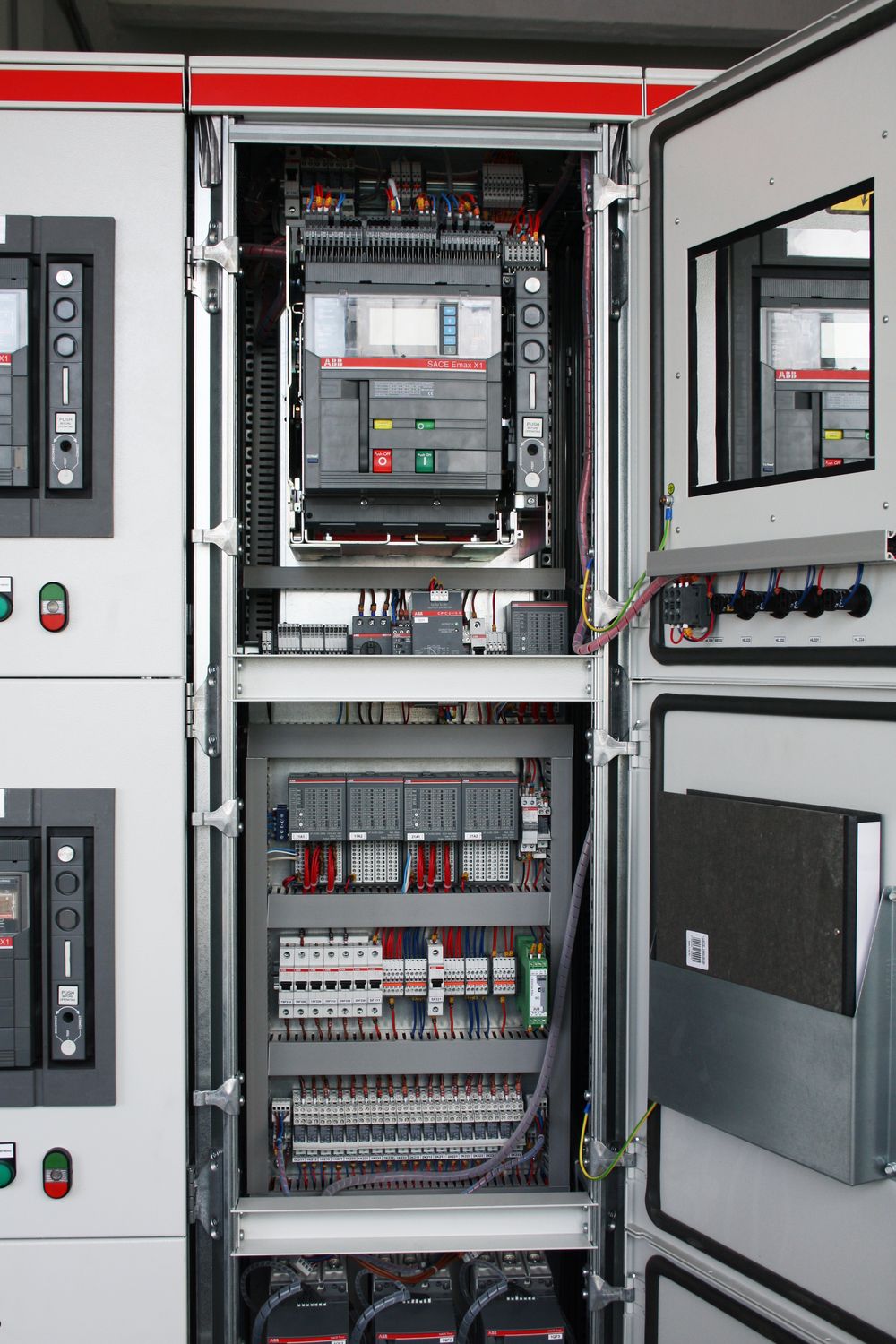  Сборка щитов АВР (автоматического ввода резерва)